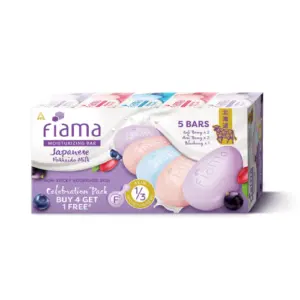 Fiama hokkaido milk soap with berries for soft hydrated smooth skin